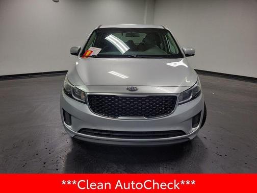 2017 Kia Sedona LX