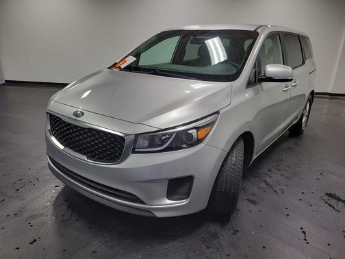 2017 Kia Sedona LX