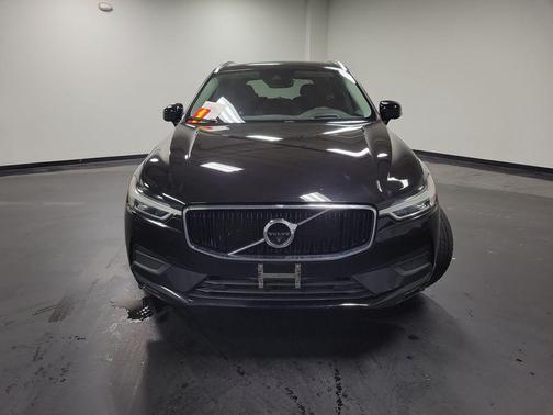 2018 Volvo XC60 T6 Momentum