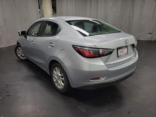 2017 Toyota Yaris iA Base