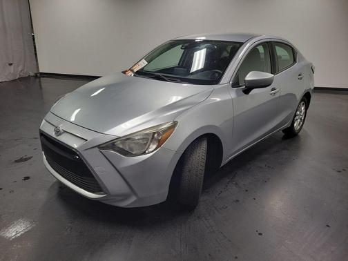 2017 Toyota Yaris iA Base