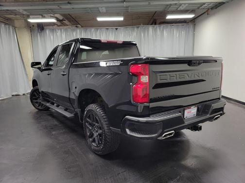 Black 2022 Chevrolet Silverado 1500 Custom Trail Boss
