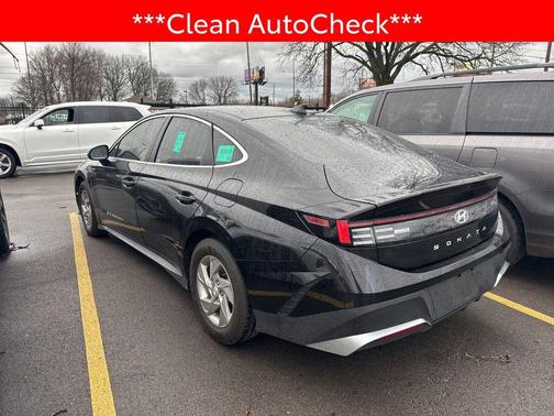 2025 Hyundai SONATA SE