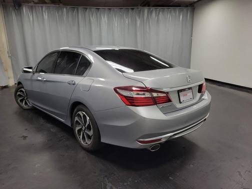 2017 Honda Accord EX-L w/Navigation & Honda Sensing