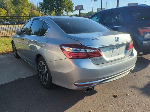2017 Honda Accord EX-L w/Navigation & Honda Sensing