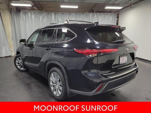 2022 Toyota Highlander Limited