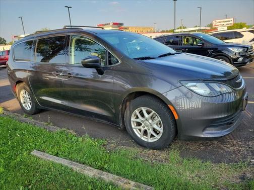 2020 Chrysler Voyager LXI