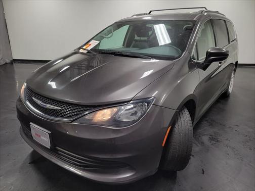 2020 Chrysler Voyager LXI