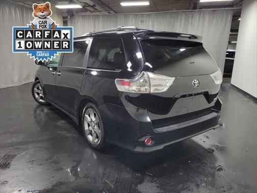 2013 Toyota Sienna SE