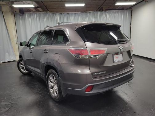 2015 Toyota Highlander LE Plus