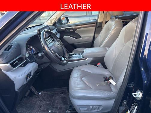 2022 Toyota Highlander Hybrid Limited