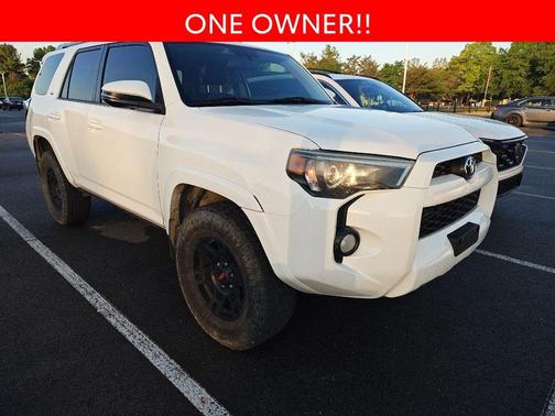 Super White 2017 Toyota 4Runner SR5 Premium