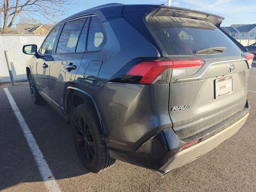 2025 Toyota RAV4 Hybrid SE