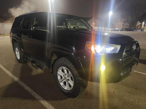 2018 Toyota 4Runner SR5