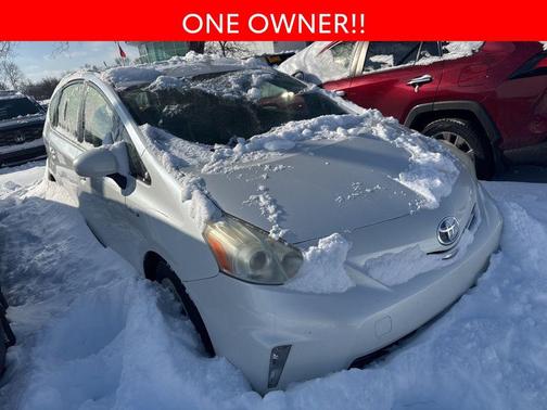 2013 Toyota Prius v Three