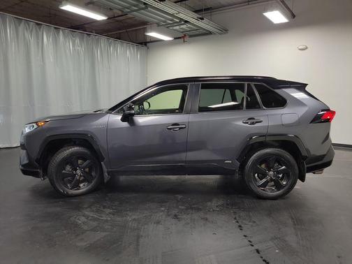2020 Toyota RAV4 Hybrid SE