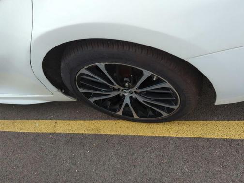 2019 Toyota Camry SE