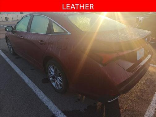 2019 Toyota Avalon XLE