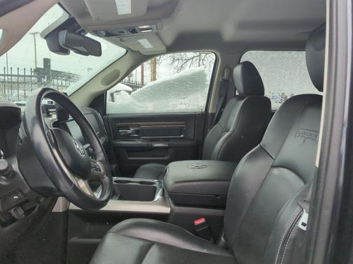 2015 RAM 1500 Laramie