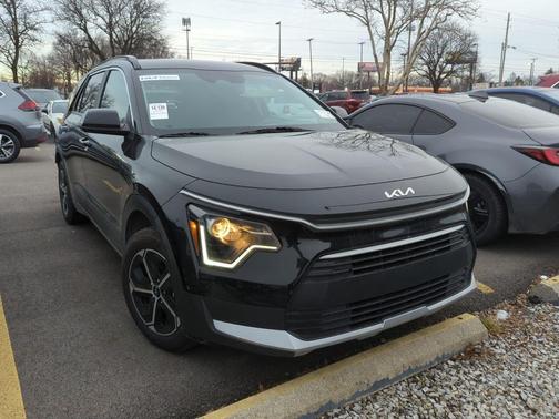 2024 Kia Niro LX