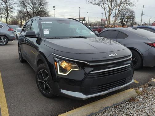 2024 Kia Niro LX