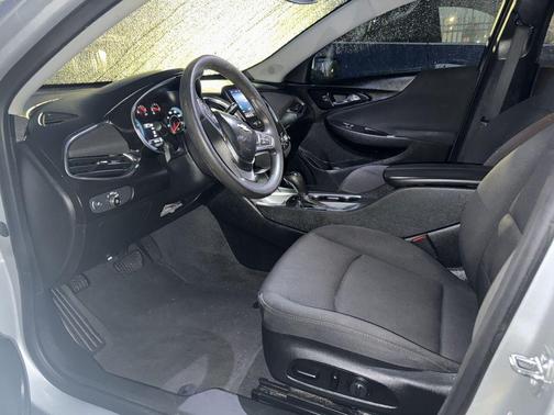 2020 Chevrolet Malibu FWD LT