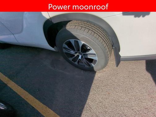 Wind Chill Pearl 2023 Toyota Highlander XLE