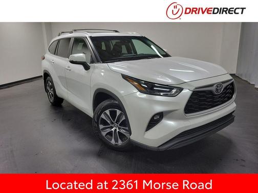 Wind Chill Pearl 2023 Toyota Highlander XLE