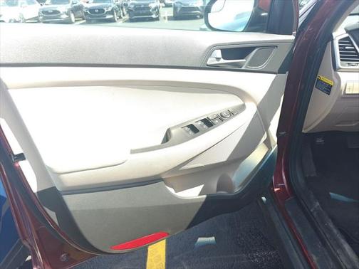 2018 Hyundai TUCSON SE