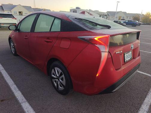 2016 Toyota Prius Three
