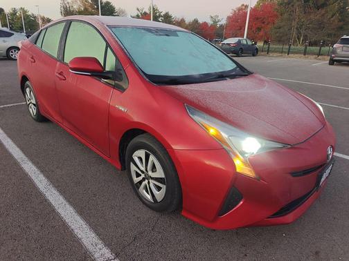 2016 Toyota Prius Three
