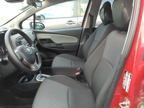 2017 Toyota Yaris L