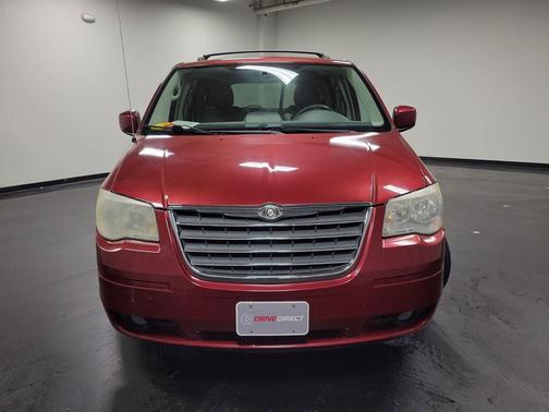 2010 Chrysler Town & Country Touring