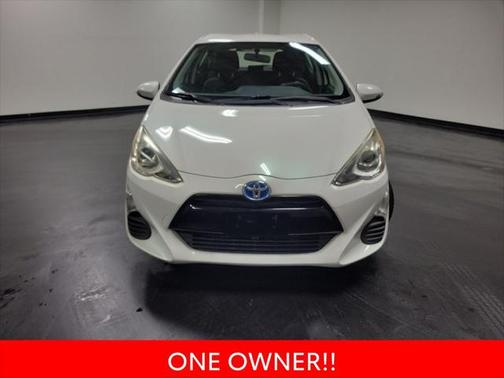 2016 Toyota Prius c Two