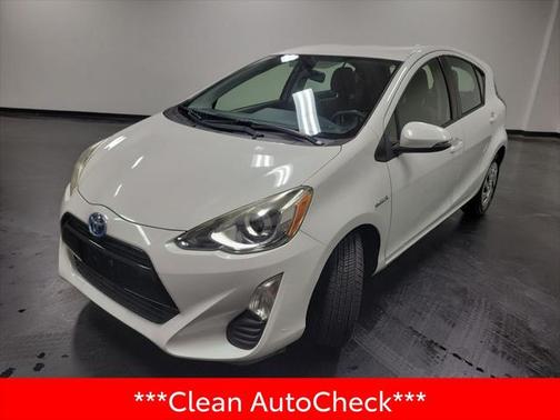 2016 Toyota Prius c Two