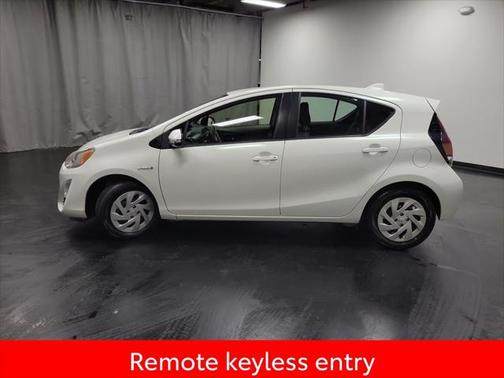2016 Toyota Prius c Two