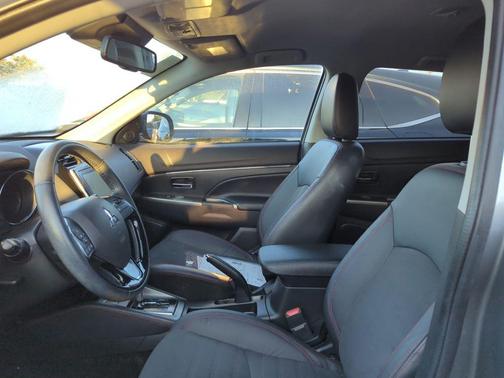 2022 Mitsubishi Outlander Sport SE