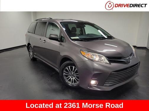 2019 Toyota Sienna XLE