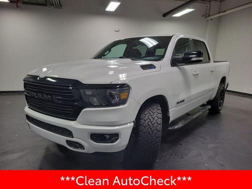 Bright White Clearcoat 2021 RAM 1500 Big Horn/Lone Star