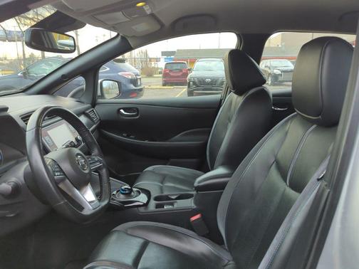 2020 Nissan Leaf SL PLUS 62 kWh