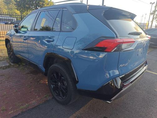 2023 Toyota RAV4 Hybrid SE