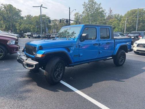 2024 Jeep Gladiator Sport S