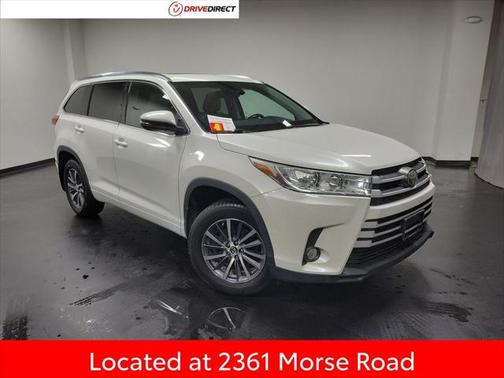 2017 Toyota Highlander SE