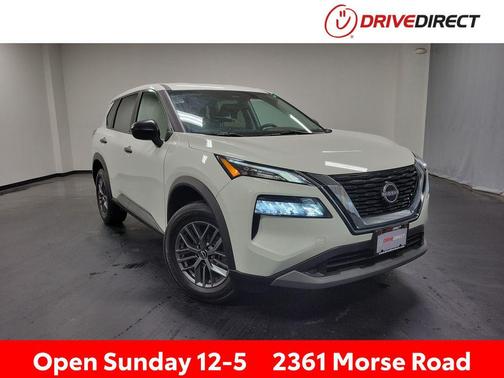 Glacier White 2023 Nissan Rogue S