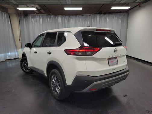 Glacier White 2023 Nissan Rogue S