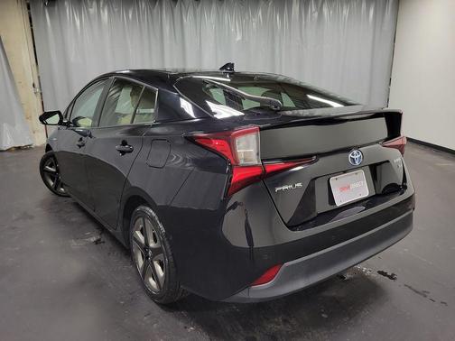 2019 Toyota Prius XLE