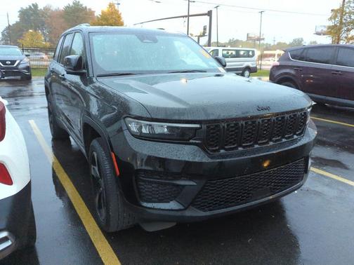 2023 Jeep Grand Cherokee Altitude