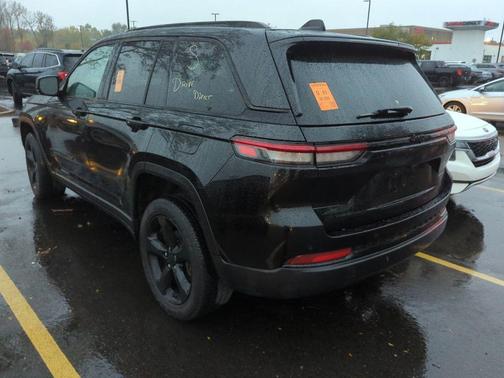 2023 Jeep Grand Cherokee Altitude