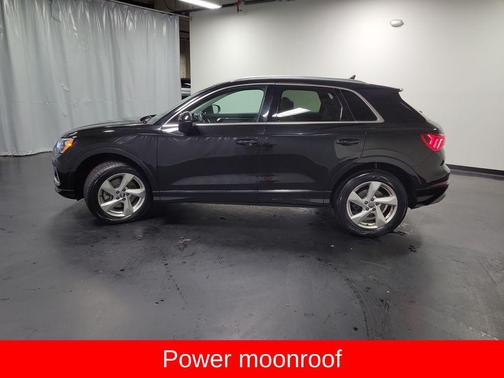 Black Metallic 2020 Audi Q3 45 Premium