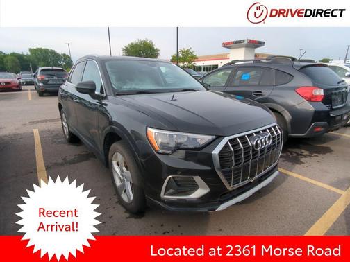 Black Metallic 2020 Audi Q3 45 Premium